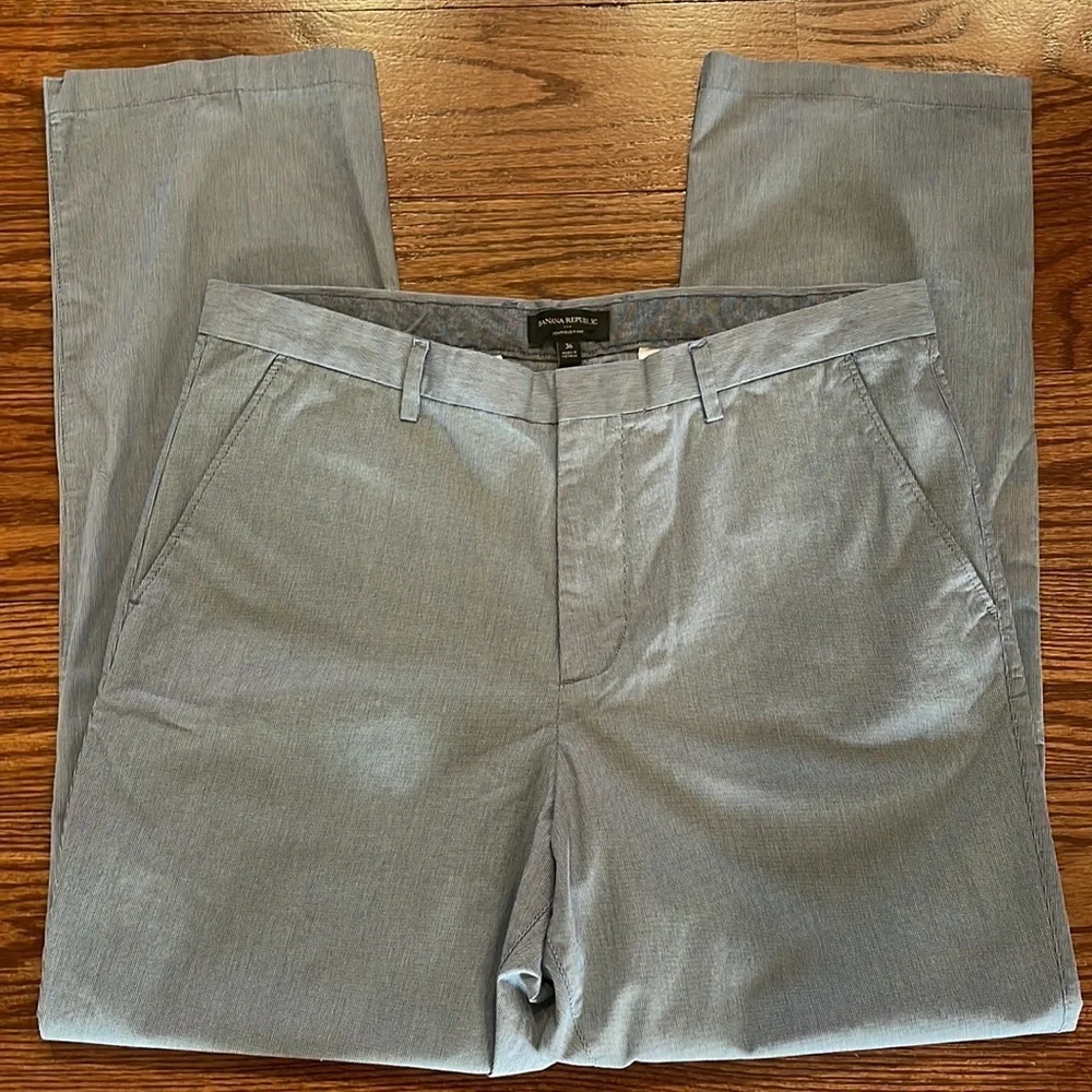 BANANA REPUBLIC KENTFIELD MENS pants 100% cotton light blue size 36 x 31